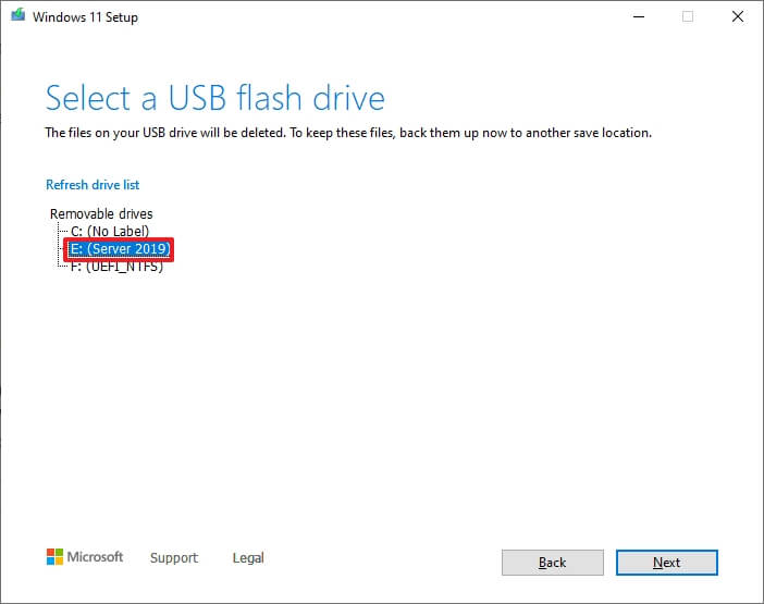Select USB to download Windows 11